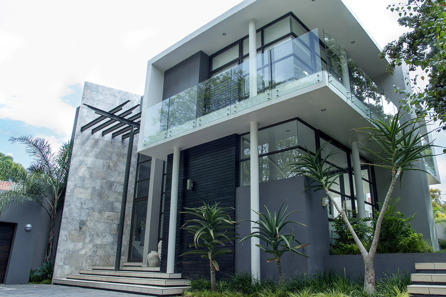 Interiors & Lanscapes — project photograph 24