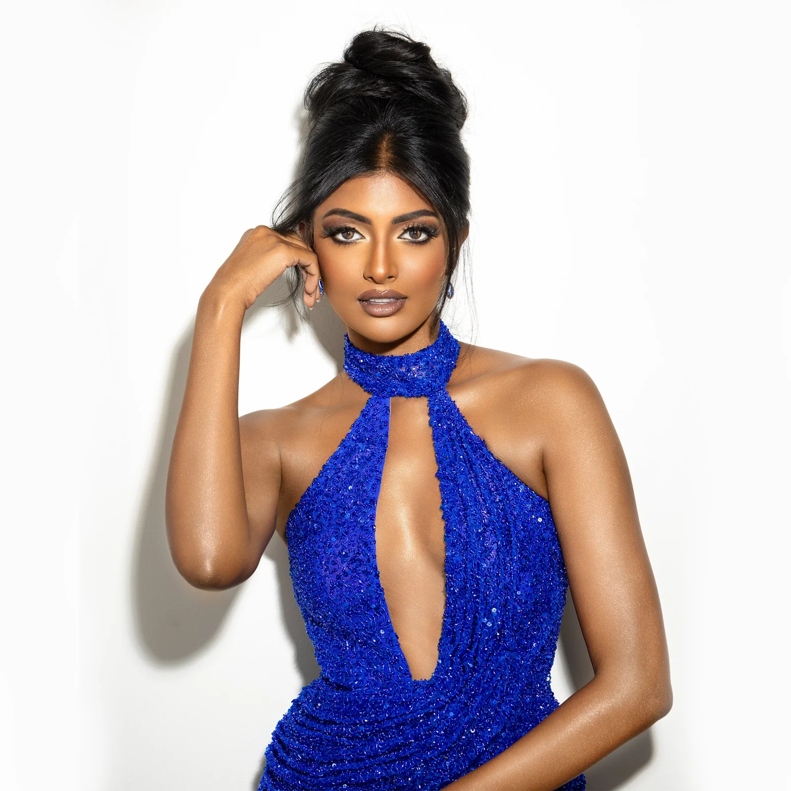 Miss Sa Bryoni Govender Suprantional entry images — project photograph 1