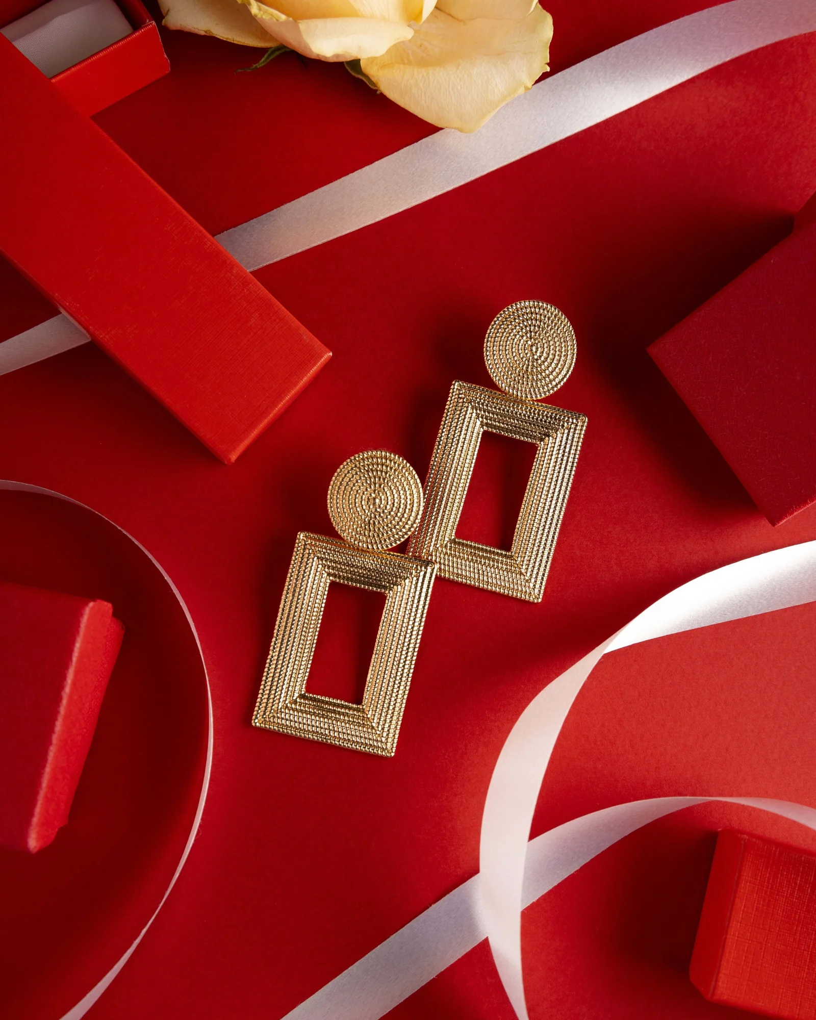 Rebecca R Accessories Valentines Campaign — project photograph 13