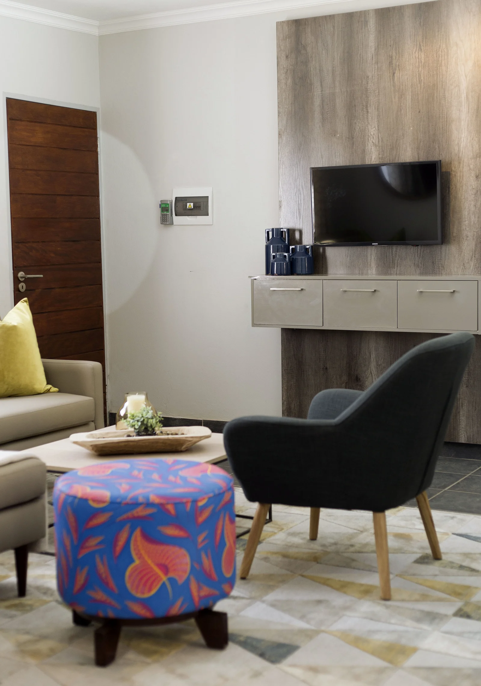 Interiors & Lanscapes — project photograph 72